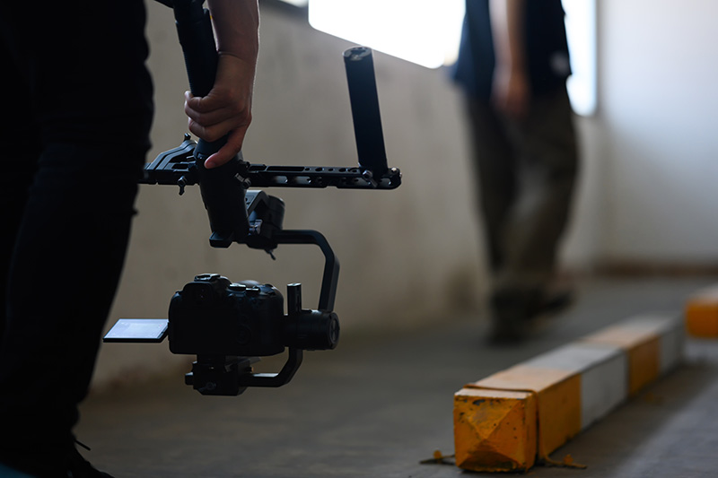 choreographer speaking to dance class